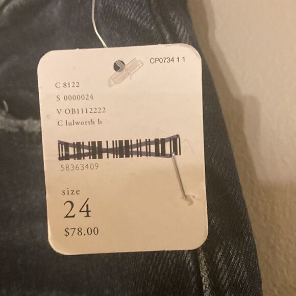 Free People Distressed Jeans - Picture 6 of 10